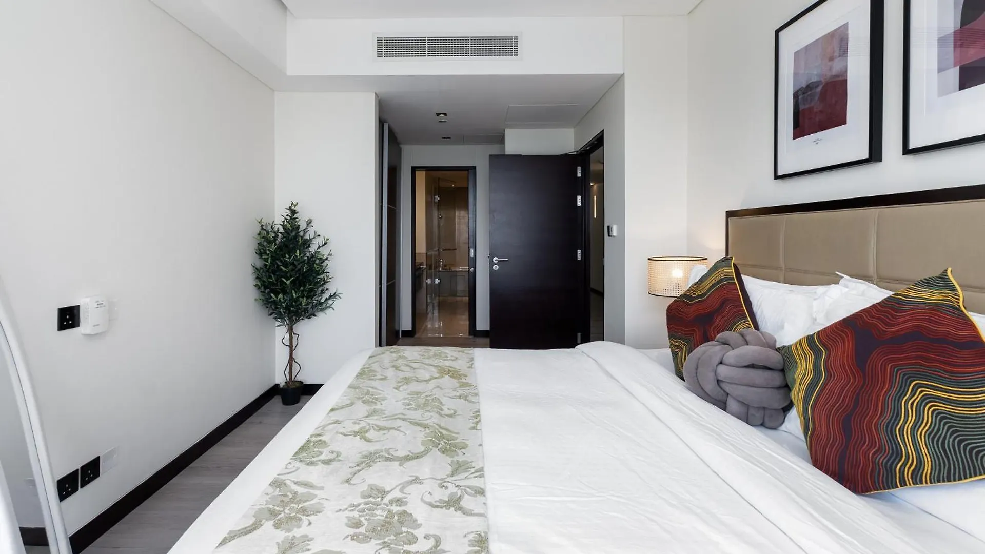Apartment Address Dubai Marina, Dubai Marina - Mint Stay