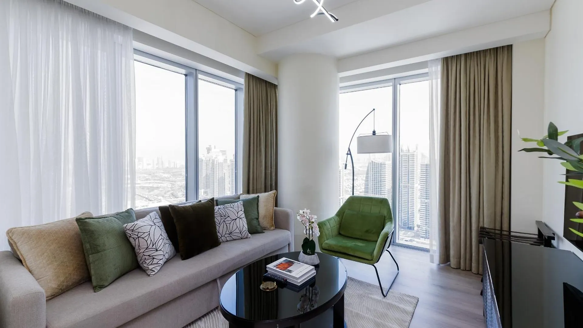Address Dubai Marina, Dubai Marina - Mint Stay Apartment